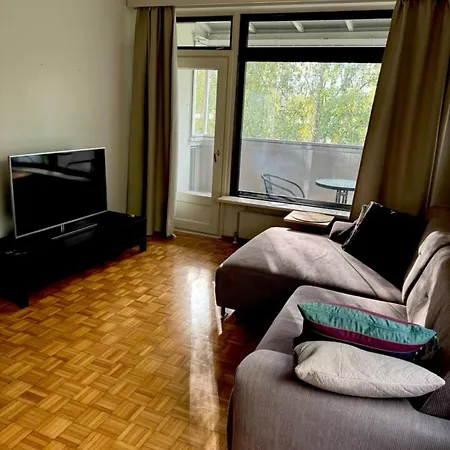 Hhh Pikkucasa Beautiful Close To Lauttasaari Metro Apartment Helsinki